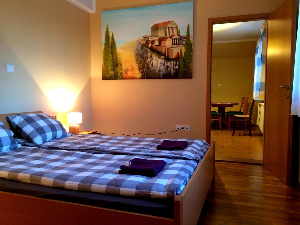 Apartment And Rooms Maraton Kranjska Gora Luaran gambar